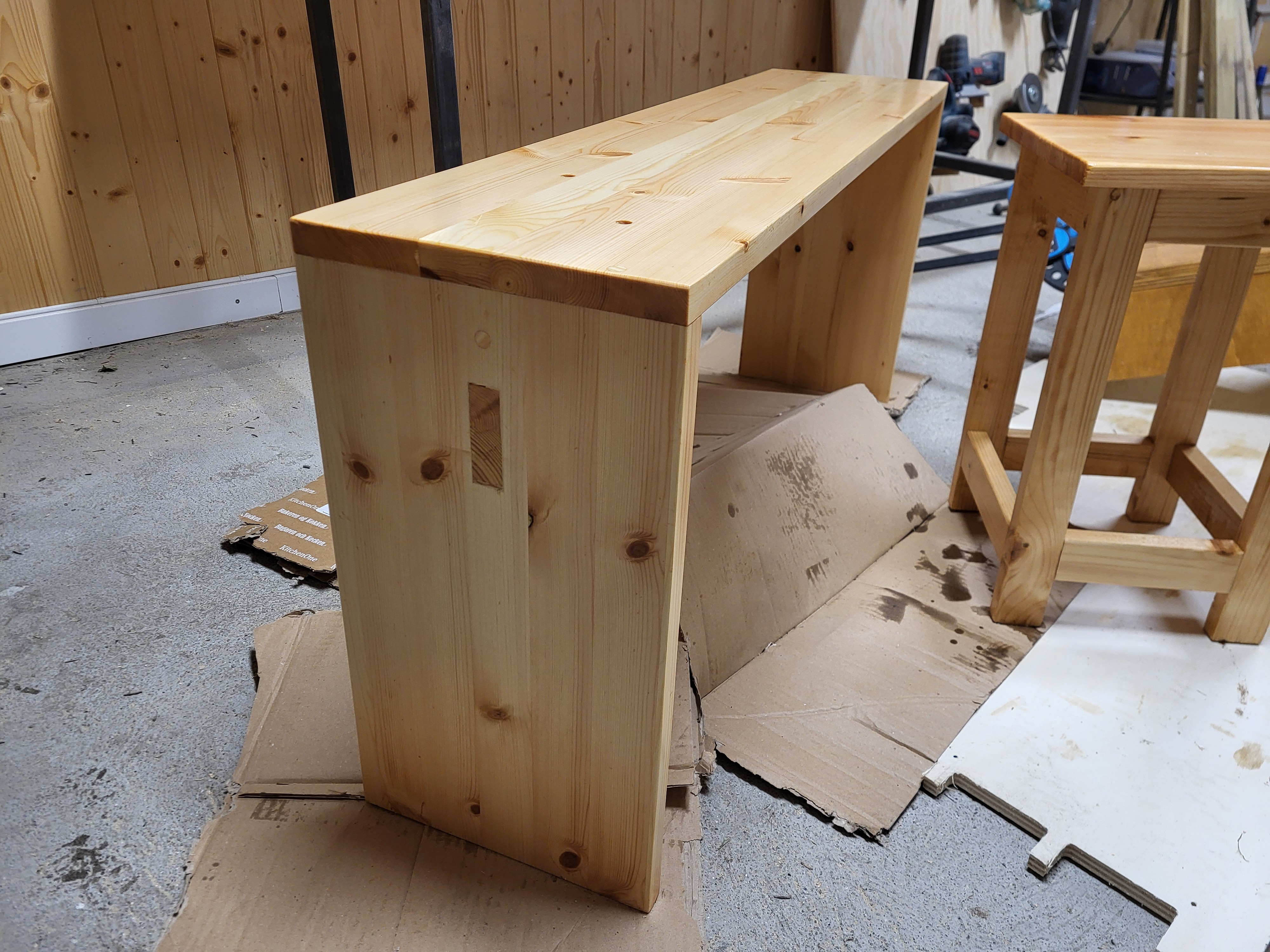 Workshop bench